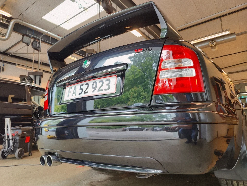 Skoda Octavia 1,8 T RS 5d