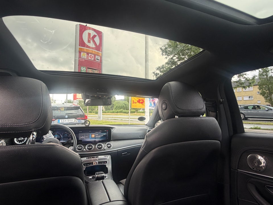 Mercedes E300 de 2,0 AMG Line aut. 4d