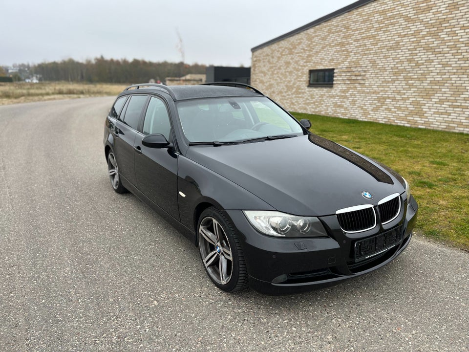 BMW 320d 2,0 Touring aut. 5d