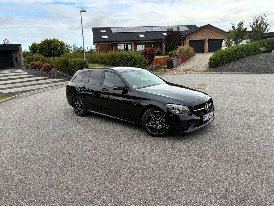 Mercedes C220 d 2,0 AMG Line Night Edition stc. aut. 5d