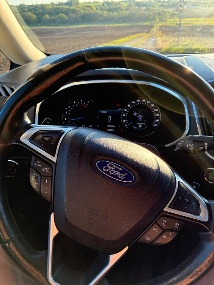 Ford Galaxy 2,0 EcoBlue Titanium aut. 7prs 5d