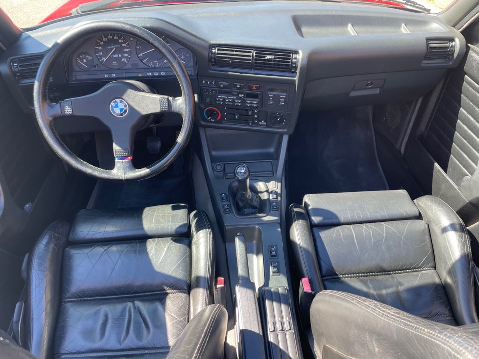 BMW 320i 2,0 Cabriolet 2d
