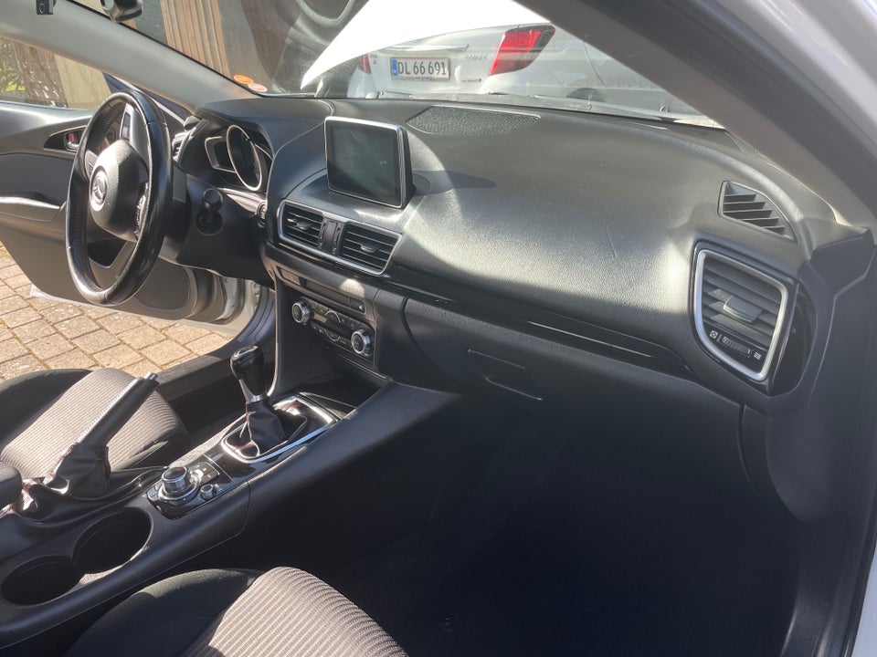 Mazda 3 2,0 SkyActiv-G 120 Vision 4d