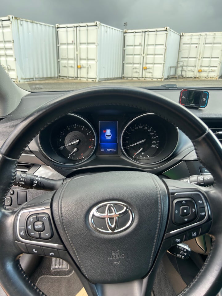 Toyota Avensis 1,8 VVT-i T3 Touring Sports MDS 5d