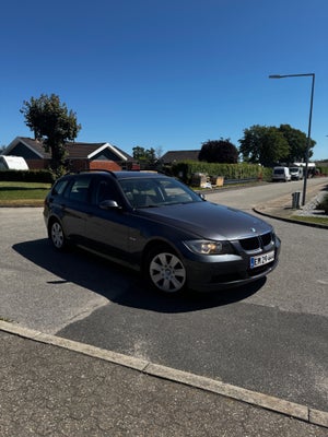 BMW 320d 2,0 Touring 5d