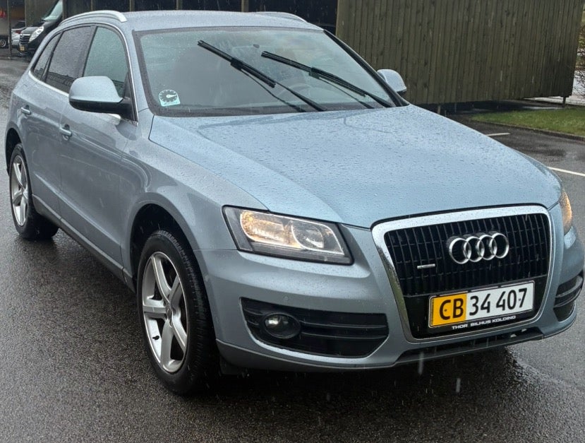 Audi Q5 3,0 TDi 240 S-line quattro S-tr. Van 5d