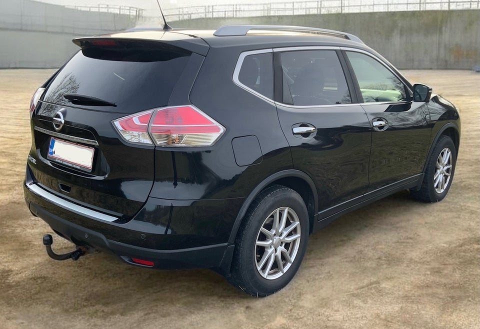 Nissan X-Trail 1,6 Dig-T 163 Tekna 5d