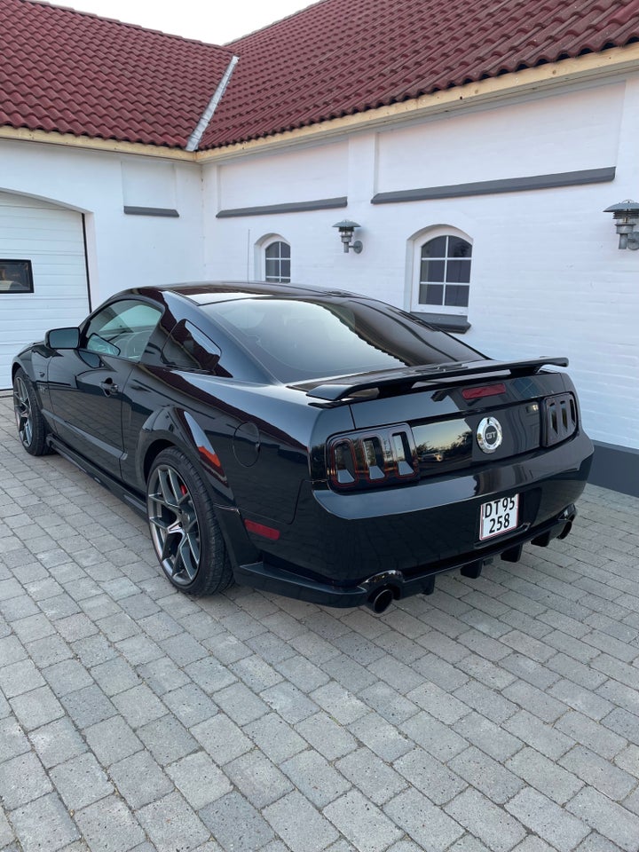 Ford Mustang 4,6 GT Coupé aut. 2d