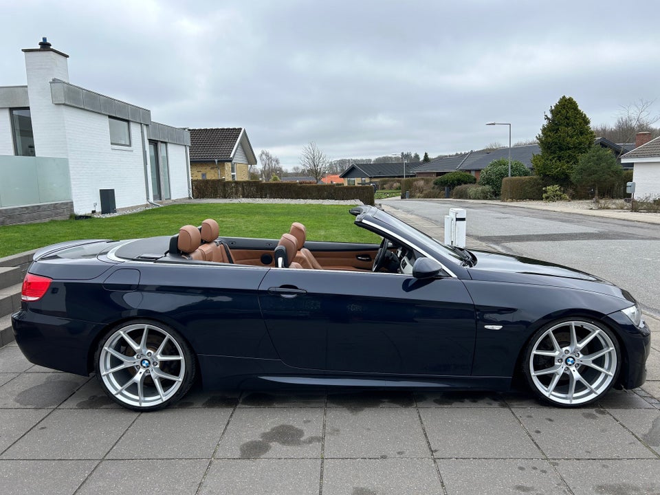 BMW 325d 3,0 Cabriolet 2d