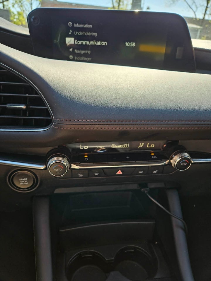 Mazda 3 2,0 SkyActiv-G 122 Sky Tech 5d