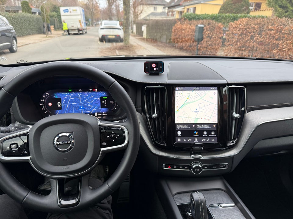 Volvo XC60 2,0 T6 ReCharge R-Design aut. AWD 5d
