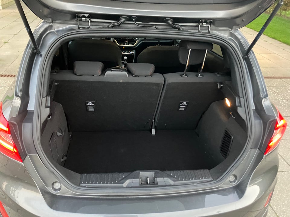 Ford Fiesta 1,0 EcoBoost mHEV ST-Line X 5d