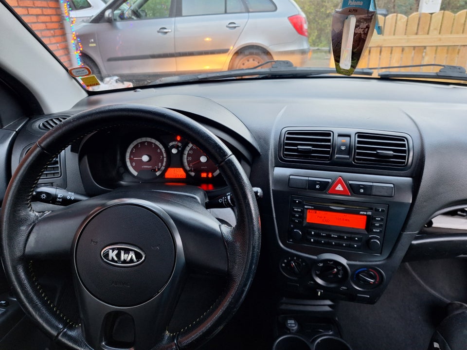 Kia Picanto 1,1 Active 5d