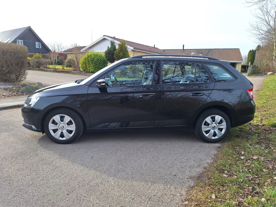 Skoda Fabia 1,0 TSi 110 Ambition Combi DSG 5d