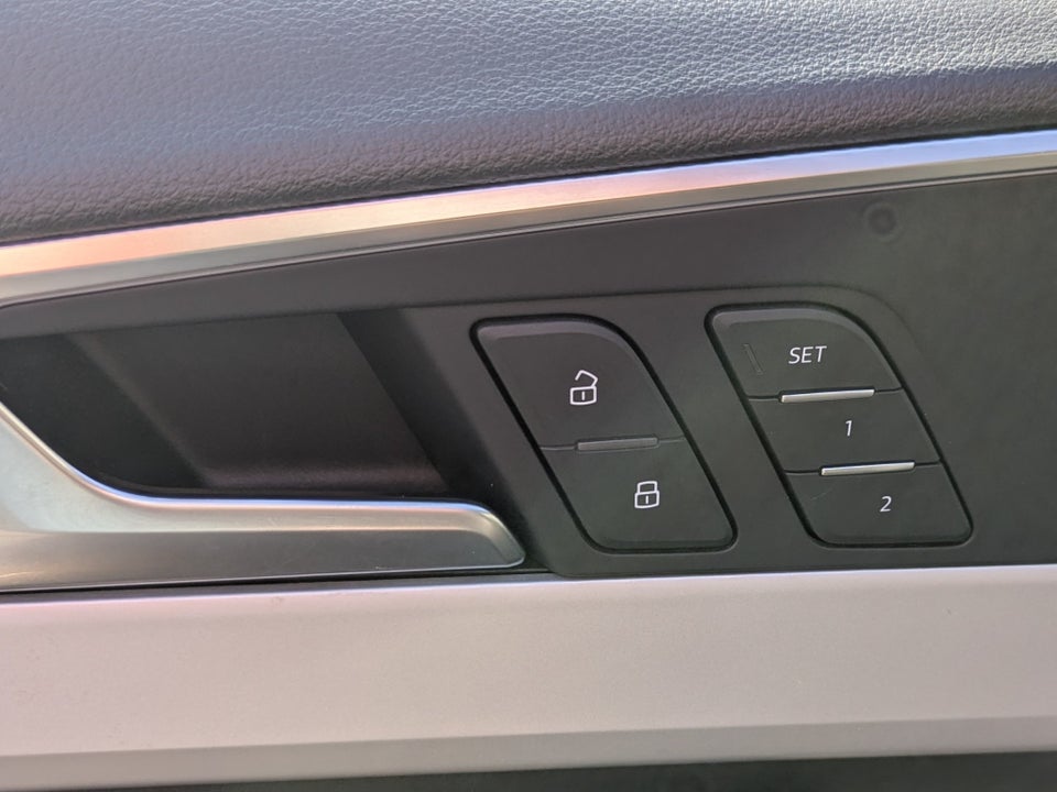 Audi A4 45 TDi Advanced plus Avant quattro Tiptr. 5d