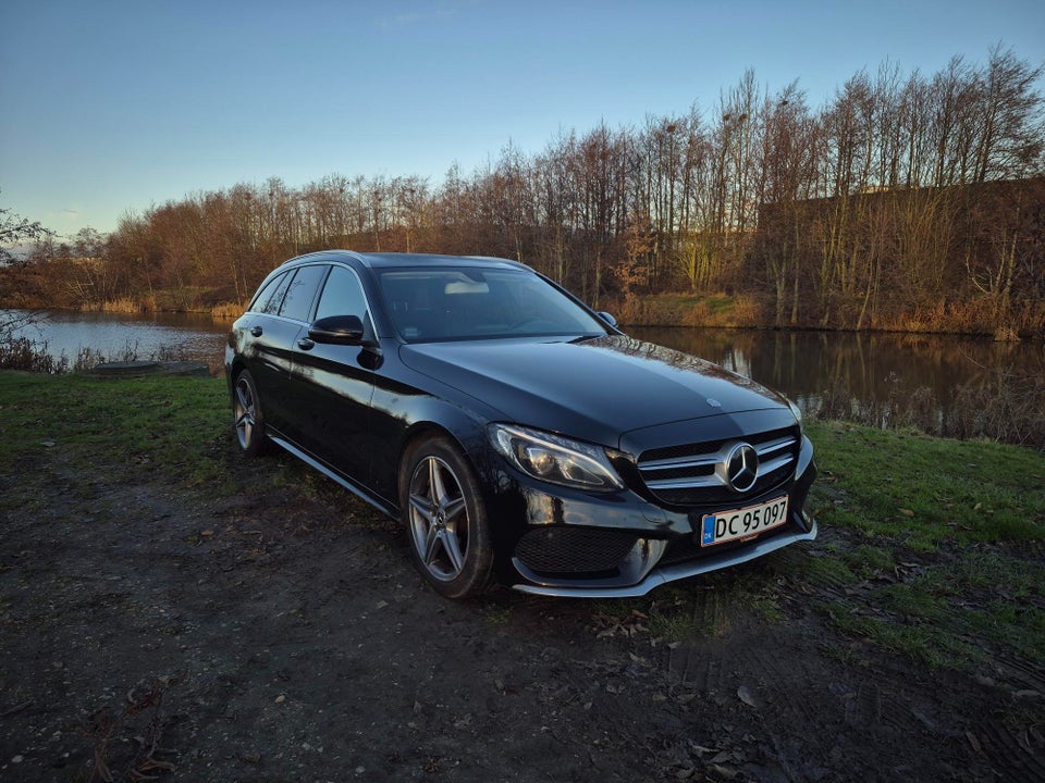 Mercedes C220 d 2,2 AMG Line stc. aut. 5d