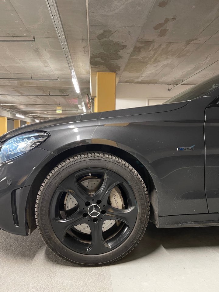 Mercedes C300 de 2,0 AMG Night Edition aut. 4d