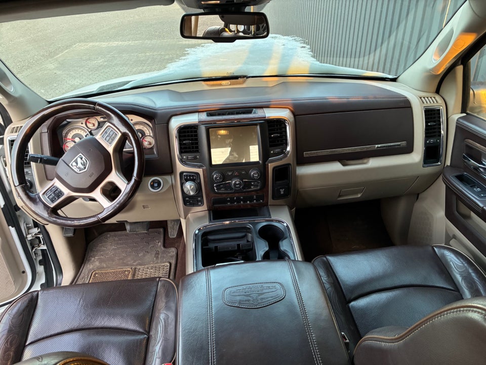 Dodge RAM 1500 5,7 eTorque Longhorn Crew Cab aut. 4d