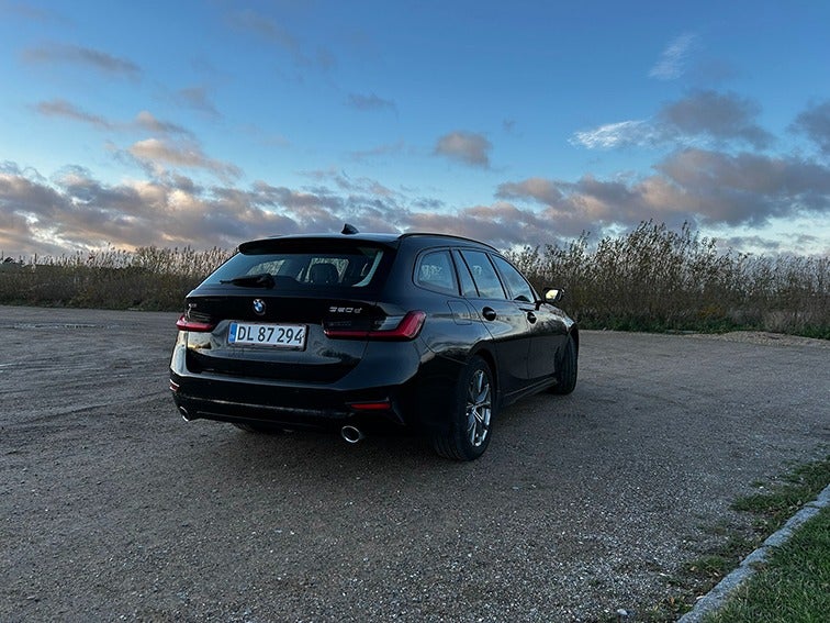 BMW 320d 2,0 Touring xDrive aut. 5d