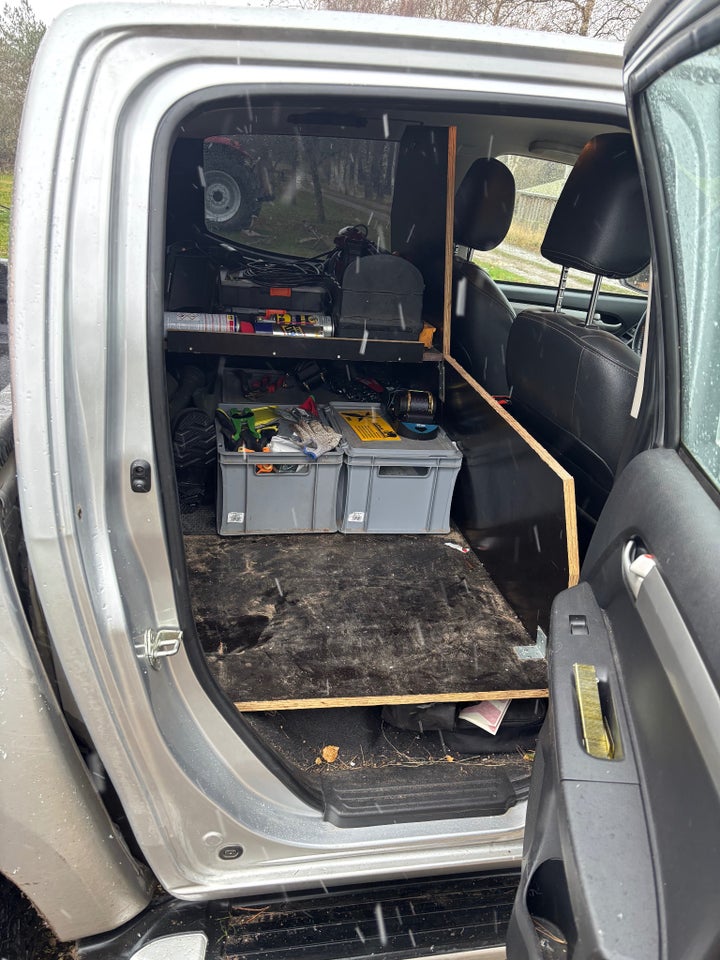 Isuzu D-Max 2,5 TD 163 Crew Cab Exclusive aut. 4d