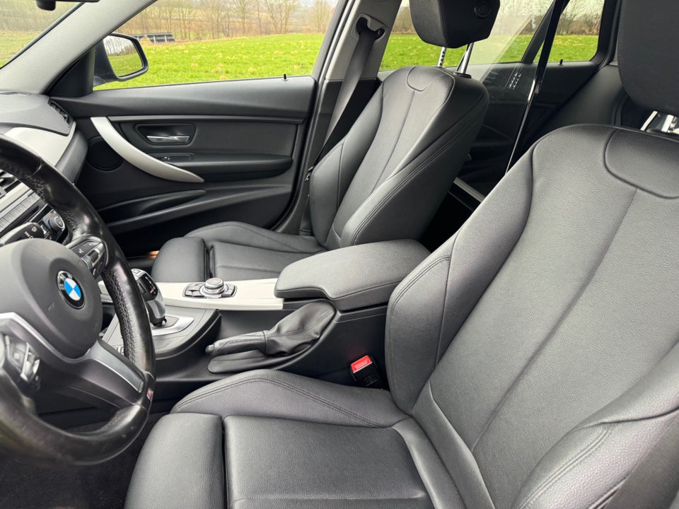 BMW 330d 3,0 Touring aut. Van 5d