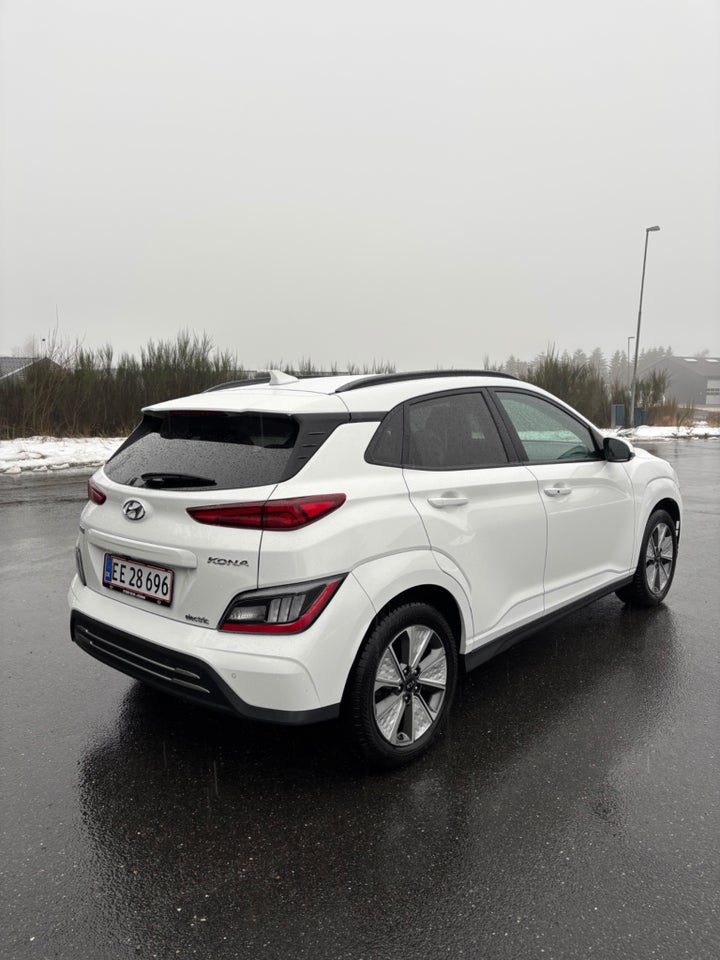 Hyundai Kona 39 EV Advanced 5d