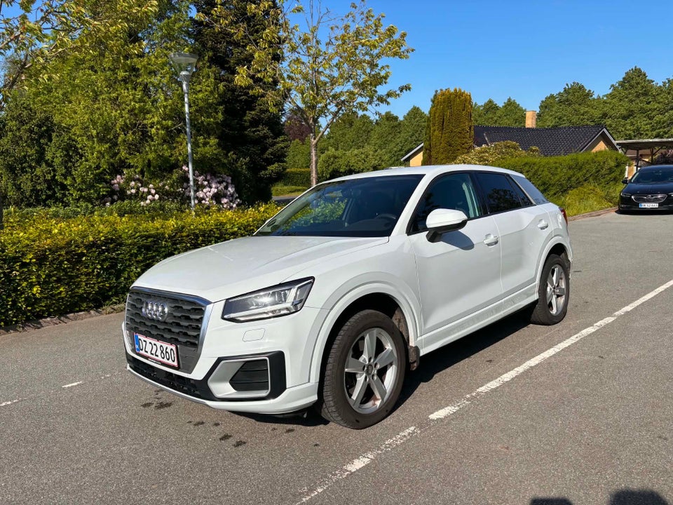 Audi Q2 1,4 TFSi 150 Sport S-tr. 5d