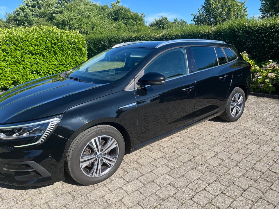 Renault Megane IV 1,6 E-Tech Intens Sport Tourer 5d