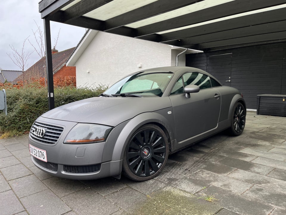 Audi TT 1,8 T 225 Coupé quattro 2d