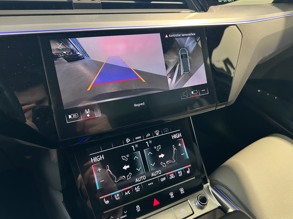 Audi e-tron 55 S-line quattro 5d