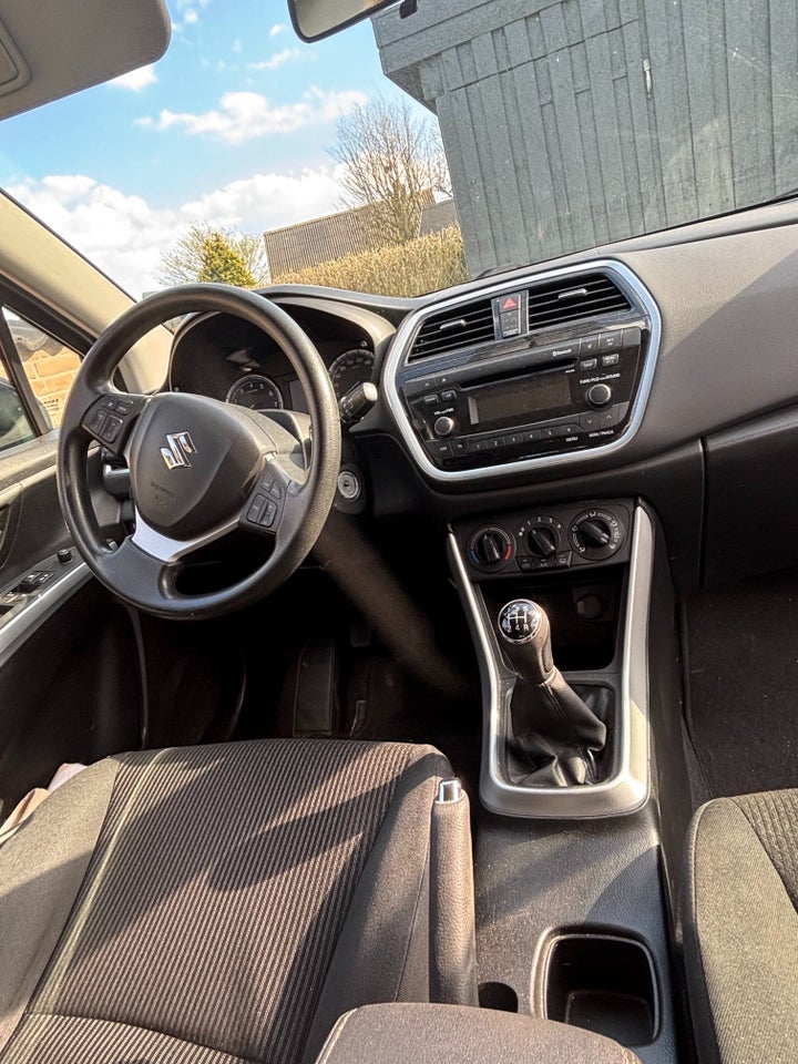 Suzuki S-Cross 1,0 Boosterjet Comfort 5d
