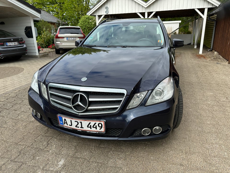 Mercedes E200 2,2 CDi stc. aut. BE 5d