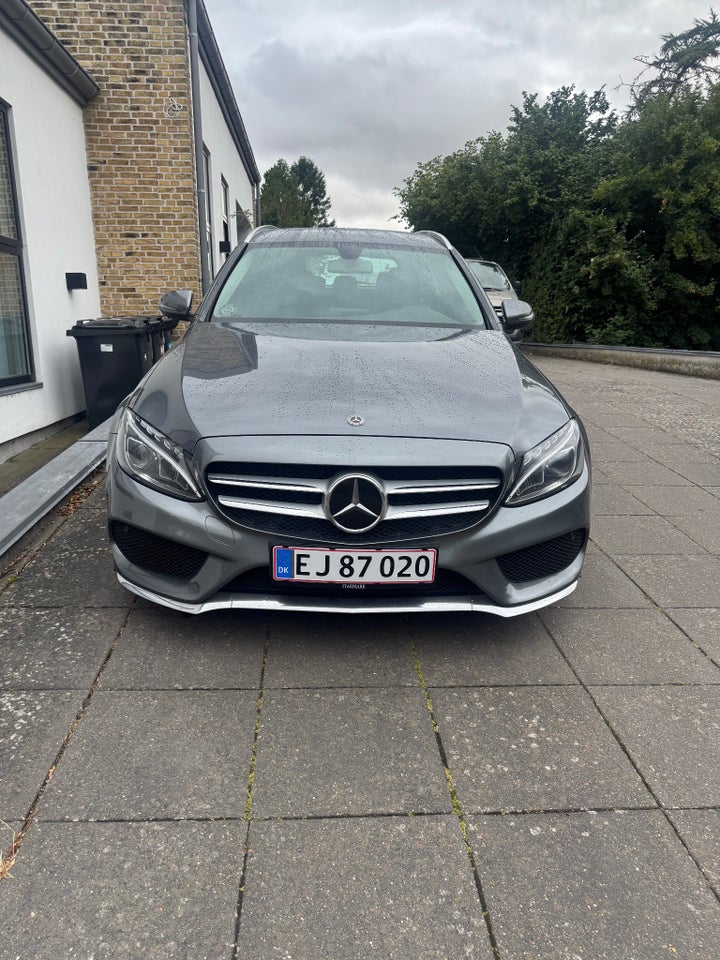 Mercedes C220 d 2,2 AMG Line stc. aut. 5d