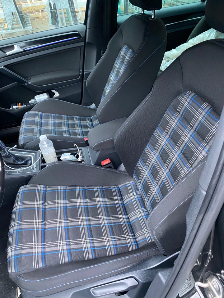 VW Golf VII 1,4 GTE DSG 5d