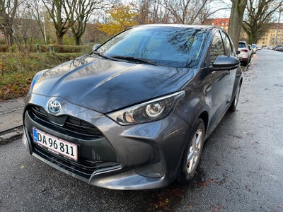 Toyota Yaris 1,5 Hybrid H1 e-CVT 5d