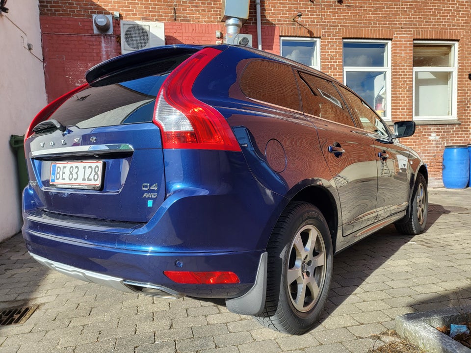 Volvo XC60 2,4 D4 181 Ocean Race aut. AWD 5d