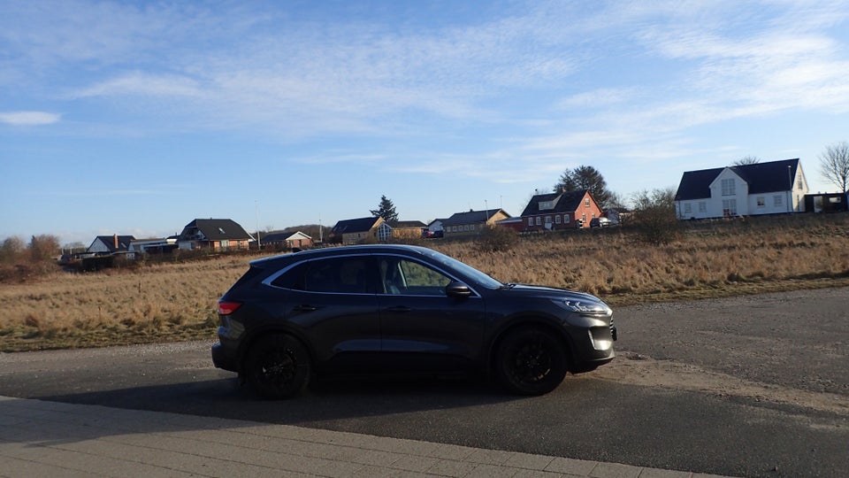 Ford Kuga 2,5 PHEV Titanium X CVT 5d