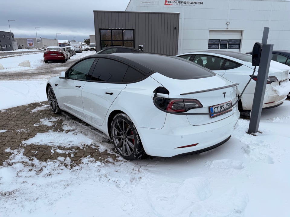 Tesla Model 3 Performance AWD 4d