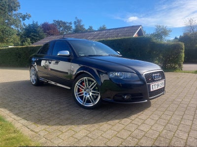 Audi S4 4,2 V8 quattro Tiptr. 4d