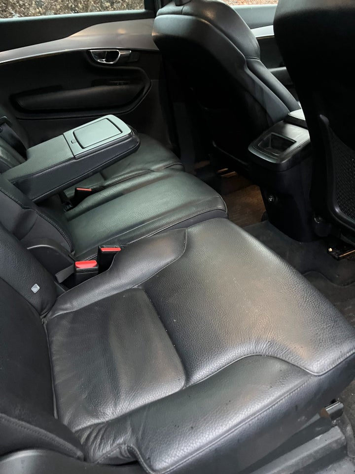 Volvo XC90 2,0 D5 225 Momentum aut. AWD 5d