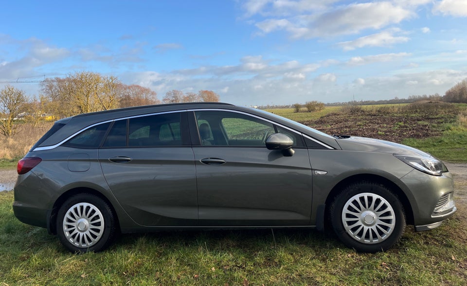 Opel Astra 1,6 CDTi 136 Innovation Sports Tourer 5d