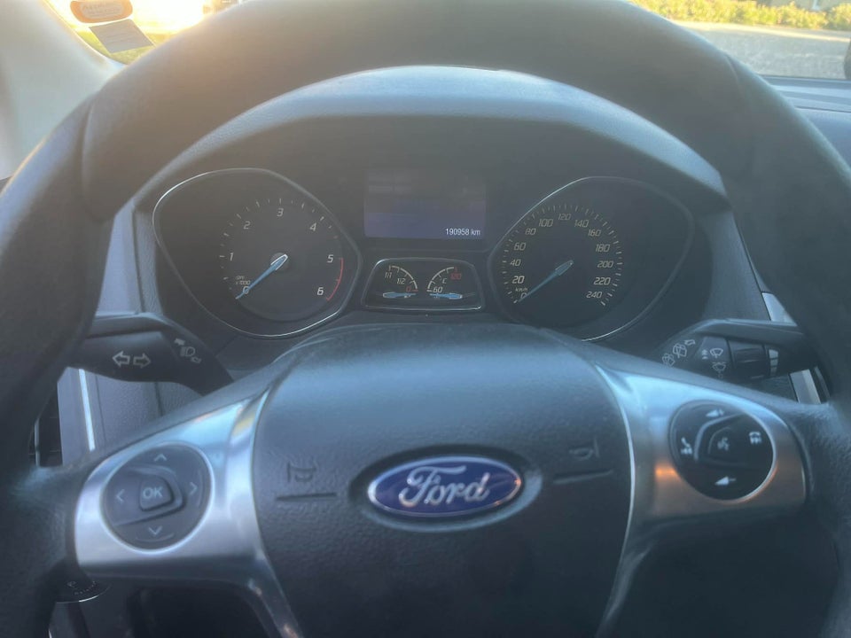 Ford Focus 1,6 TDCi 115 Trend stc. 5d