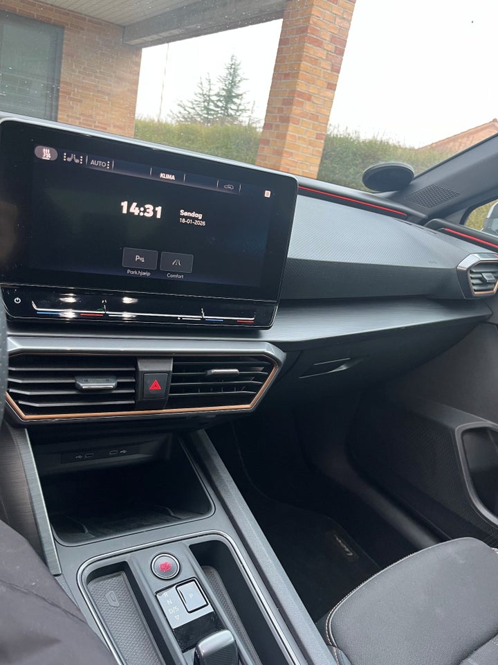 Cupra Leon 1,4 eHybrid DSG 5d