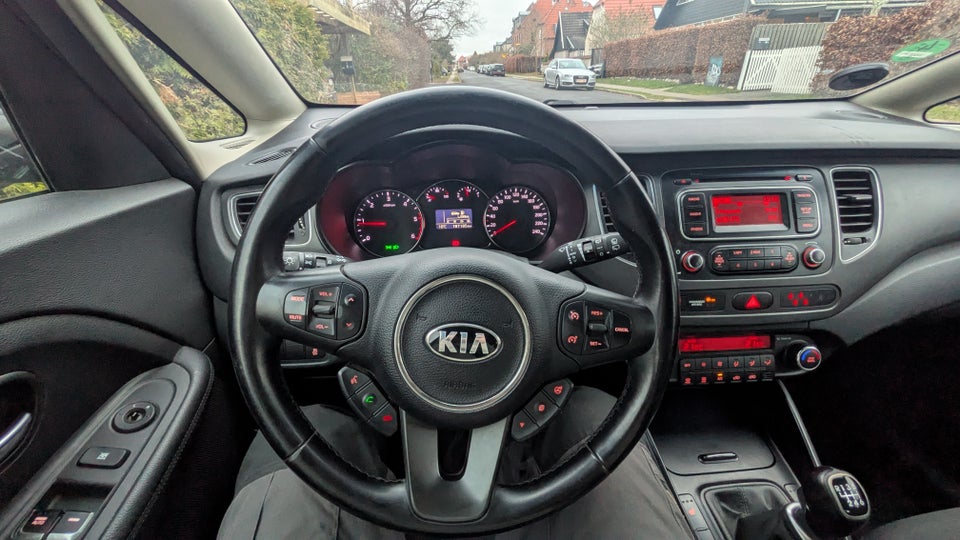 Kia Carens 1,7 CRDi 115 Style 7prs 5d