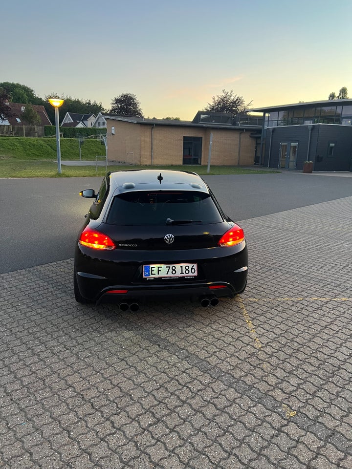 VW Scirocco 2,0 TDi 177 R-line 3d