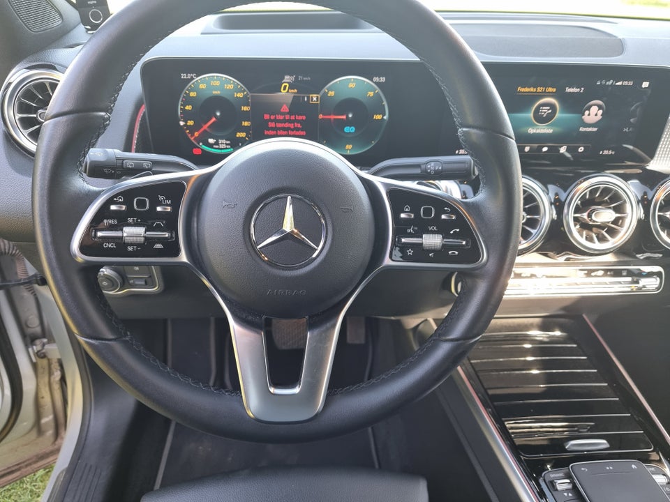 Mercedes EQB350 4Matic 7prs 5d