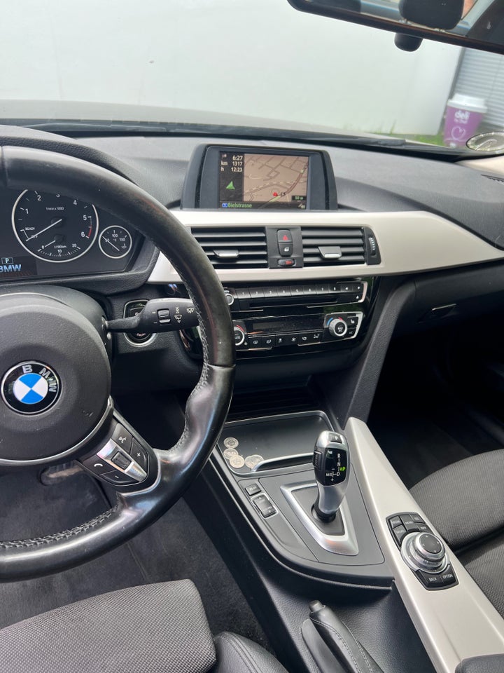 BMW 320d 2,0 aut. 4d
