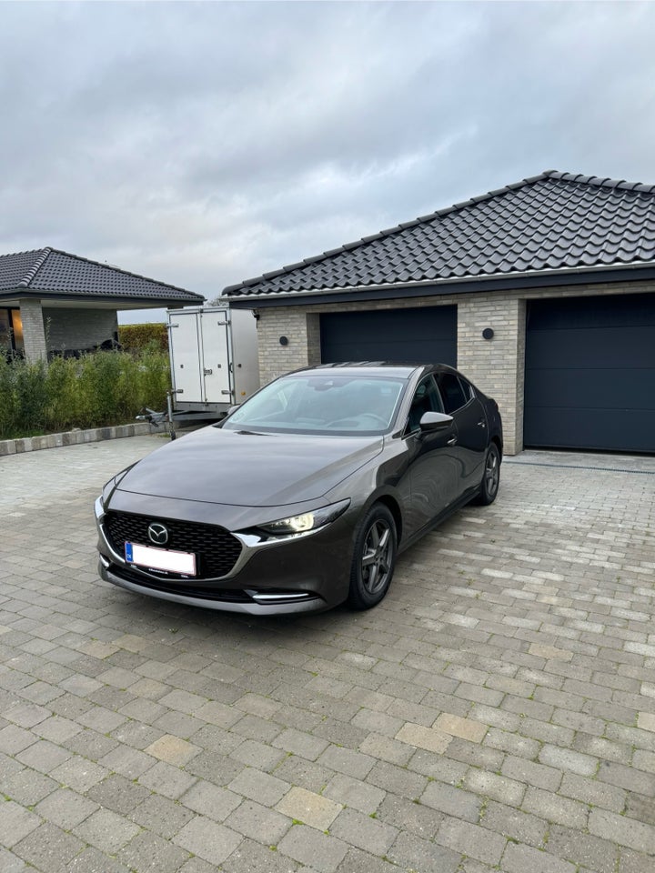 Mazda 3 2,0 SkyActiv-X 180 Cosmo 4d