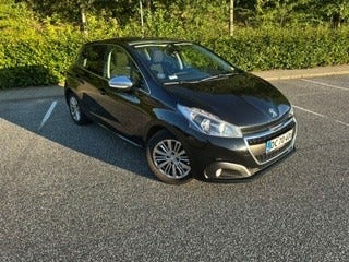 Peugeot 208 1,6 BlueHDi 100 Allure Sky 5d