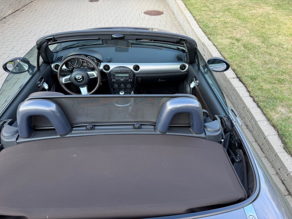 Mazda MX-5 2,0 Roadster 2d